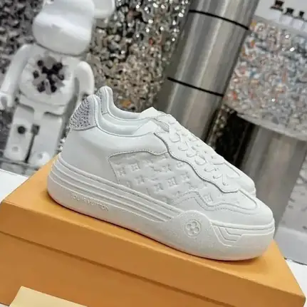 Zapatillas de mujer: Si buscabas en Zara